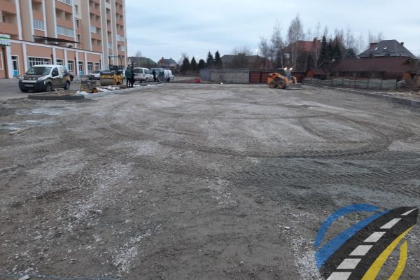 010-chastniy-uchastok-ukladka-asfalta-min