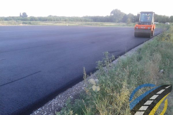 77-brovari-ukladka-asfalta-min
